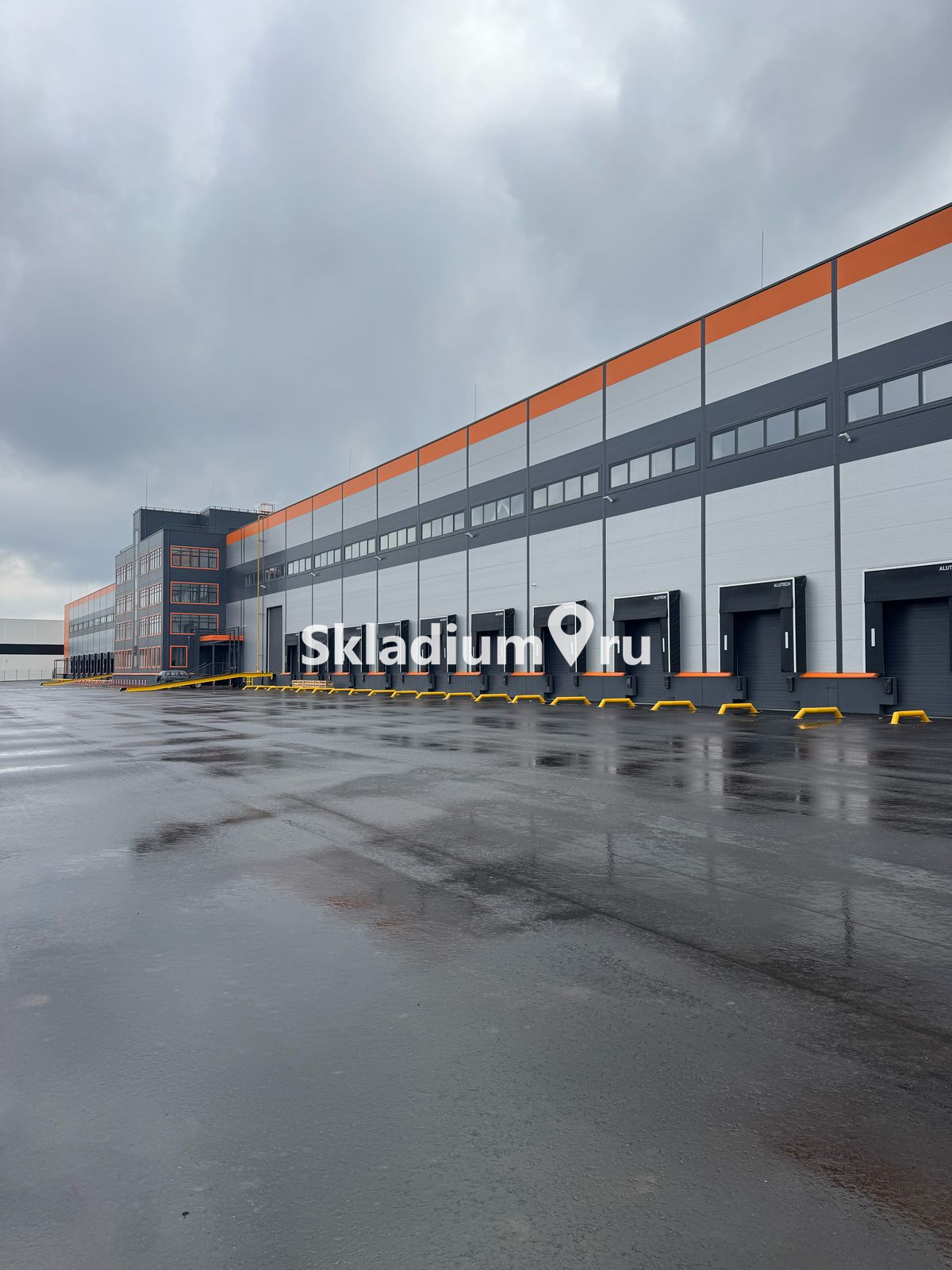 Складской комплекс Московская обл, Домодедово, Микрорайон Белые Столбы тер А-107, 1-й км, д 8 фото